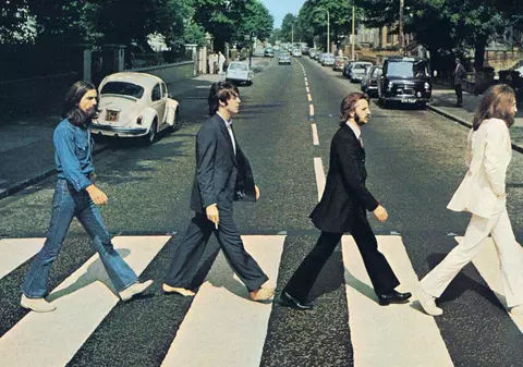 Beatles, în lupta cu Covid-19. Cover despre spălatul pe mâini după o celebră piesă a trupei
