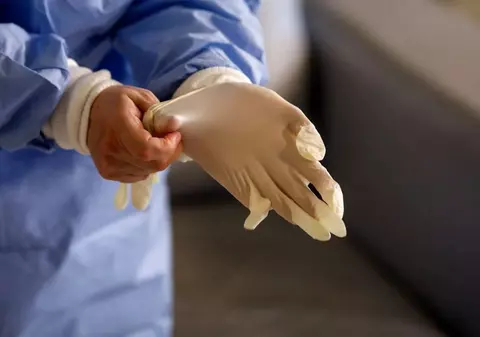 Medicul Sandra Alexiu, despre lipsa echipamentelor de protecţie din cabinete: "Nu facem faţă, nu avem de nici unele, suntem cu mâinile goale"