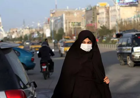 Anunț dramatic al unui oficial de la Teheran: Un om moare la fiecare zece minute în Iran din cauza virusului