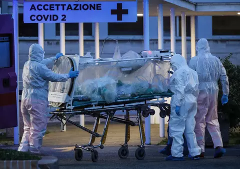 O lună de epidemie în Italia. De la „pacientul unu” la o tragedie în masă: „10 zile de întârziere pot fi o eternitate”
