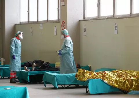 Lombardia nu mai are paturi disponibile la terapie intensivă. Ce s-a întâmplat cu doi pacienți aflați  în stare critică