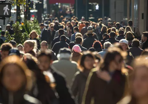 Eram fericiţi, pe naiba! Am lăsat mediocrii să ne conducă