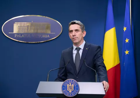 Firmele care au suspendat temporar contractele de muncă ale angajaţilor, pe perioada stării de urgenţă, se califică pentru a primi şomajul tehnic de la stat