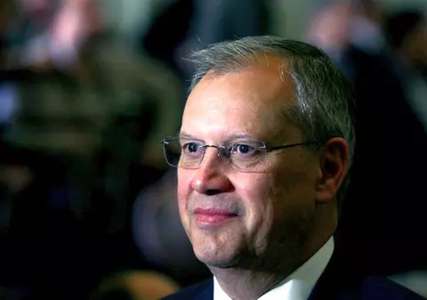 În plină pandemie, Dumitru Prunariu face reclamă unui „aparat spaţial de dezinfectare împotriva virusurilor”. Aparatul este potenţial periculos pentru plămâni