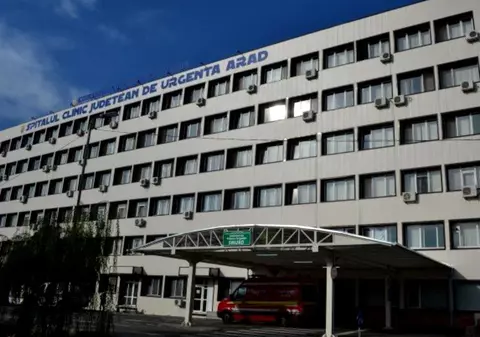 Conducerea DSP Arad și cea de la Spitalul Județean sunt acuzate de abuz și neglijență în serviciu, fals intelectual și zădărnicirea combaterii bolilor