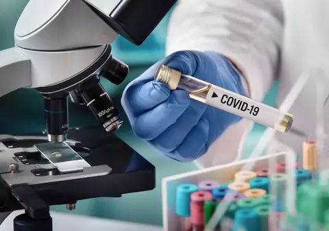 Fiica fostului patron de la echipa de volei din Piatra Neamț e în spital, cu ”tuse și respirație grea”. Vasile Ouatu a fost a treia persoană decedată din cauza coronavisului