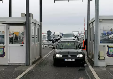Un poliţist semnalează o breşă în măsurile de siguranţă: „Chiar dacă vin din zone roşii, moldovenii din Republică sunt lăsaţi de capul lor!”