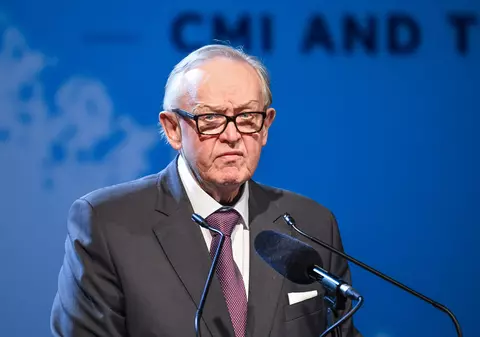 Fostul președinte finlandez Martti Ahtisaari, testat pozitiv la coronavirus