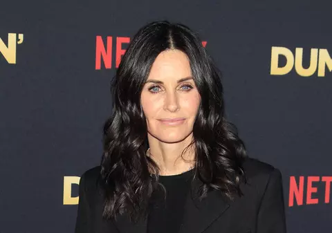 VIDEO |Ce fac vedetele în carantină. Courteney Cox, dans în izolare