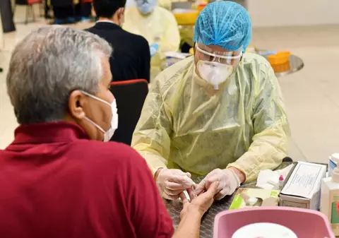 Prima companie aeriană care a testat rapid de COVID-19 pasagerii, înaintea unui zbor