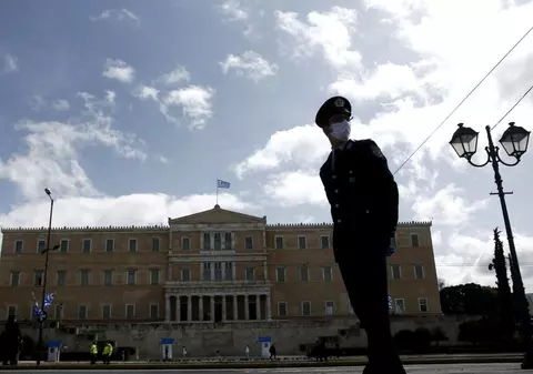 Capitala Greciei intră în carantină, la doar două săptămâni după redeschiderea școlilor