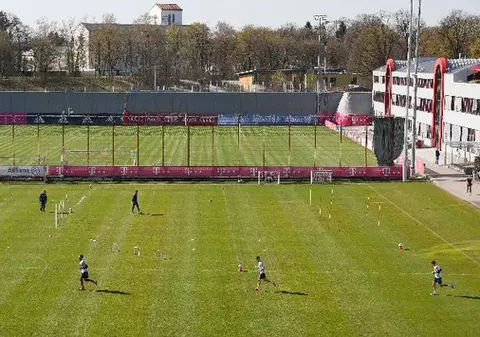 Bayern Munchen a reluat  antrenamentele