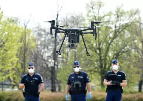 COVID-19, ocazia perfectă pentru guverne să-și spioneze cetățenii. Aparatul „Big Brother” va fi greu de demontat, avertizează organizațiile pentru drepturile omului