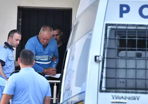 Familia Melencu cere instanței să nu se vândă autoturismul cu care Gheorghe Dincă le-ar fi răpit pe Luiza și Alexandra Măceșanu