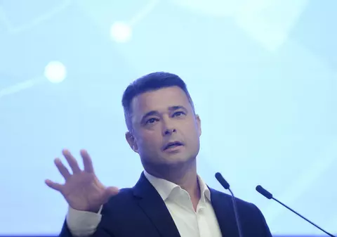 În miezul epidemiei, pe 31 martie, Primăria Sectorului 5 a decis să-și cumpere imagine de o jumătate de milion de euro pe TV şi pe internet