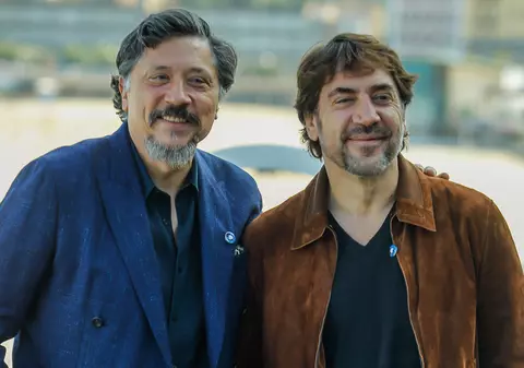 Serial spaniol despre carantină, cu fratele lui Javier Bardem. “Actorii se filmează singuri, nimeni n-a ieșit din casă”