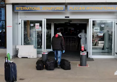 Lumea nu e împărțită între străinii cei răi și românii exploatați