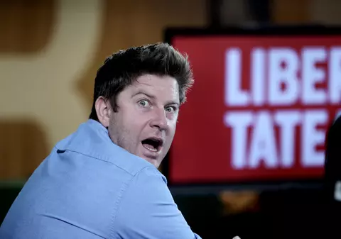 Pavel Bartoș și familia lui au un program foarte bine pus la punct, în perioada de carantină. “Fac teme cu fetele mele, înainte nu aveam timp”