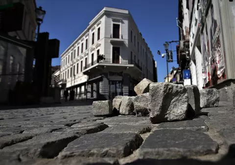 Cum arată Centrul Vechi în prag de 1 Mai. Paragina și dezolarea de la kilometrul zero al distracției