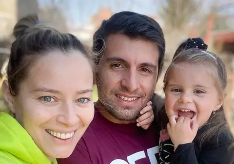 Laura Cosoi, detalii despre momentul în care a fost cerută în căsătorie. Au trecut cinci ani de atunci. „În timp ce mă rugam, am auzit muzica noastră”