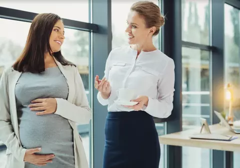 Cum te pregătești pentru concediul de maternitate: 4 sfaturi utile pentru orice viitoare mămică (PUBLICITATE)