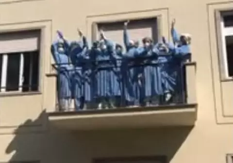 VIDEO / Una dintre secțiile de COVID-19 ale unui spital din Italia a fost închisă. Toți pacienții s-au recuperat și au fost trimiși acasă