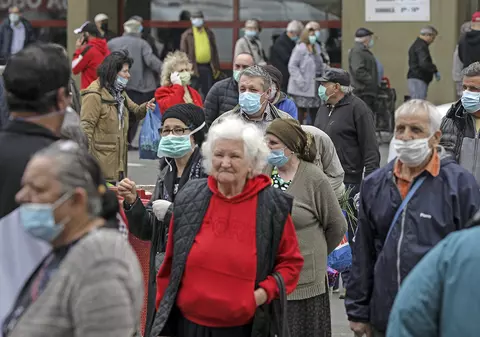 “Românii sunt printre cei mai anxioși din lume”. Un profesor de la Harvard dezvăluie concluziile unui studiu internațional despre percepția asupra pandemiei