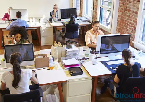 Efectele muncii de acasă: dispare modelul relațional feudal, tehnologia înlocuiește șeful supraveghetor. Noile relații de muncă modifică piața imobiliară (II)