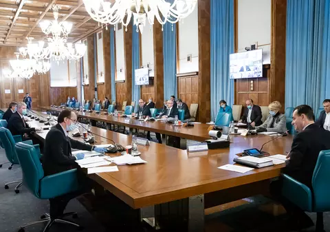 UPDATE | Marcel Boloş: 75.000 de medici şi personal medical vor primi spor de risc de 2.500 de lei, lunar, pentru lupta cu COVID-19