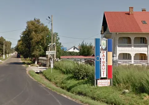 Cei 9 suceveni din Pătrăuți care voiau să plece la muncă în Germania cu adeverințe de la primar au fost readuși forțat la domiciliu și amendați cu câte 20.000 de lei