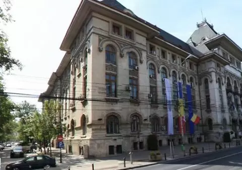 Spor pentru condiţii vătămătoare de până la 2.300 de lei pentru toţi angajaţii Primăriei Capitalei în mandatul Gabrielei Firea. Reacţia Primăriei