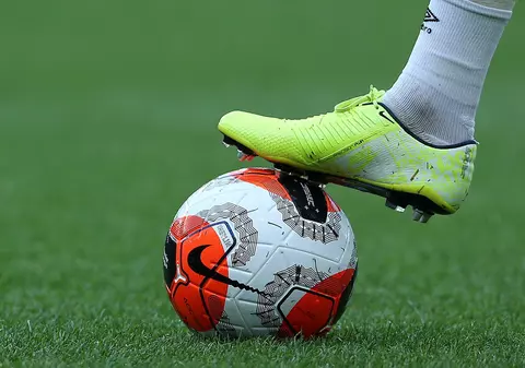 Competiții sportive fără spectatori, de la 1 iunie. Jucătorii și arbitrii vor fi testați periodic pentru coronavirus