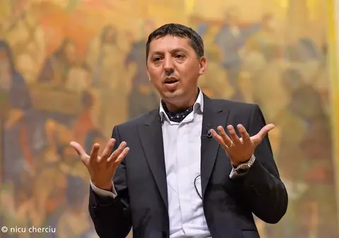 Președintele Consiliului Național al Rectorilor, la Adriana Nedelea La FIX: ”Recomand ca studenții să revină în facultăți din februarie, dar o decizie va fi săptămâna viitoare