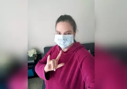 Cazul curios al unei femei care a fost diagnosticată cu COVID-19 deși nu ar fi ieșit din casă în ultimele 3 săptămâni. Cum s-a infectat atunci