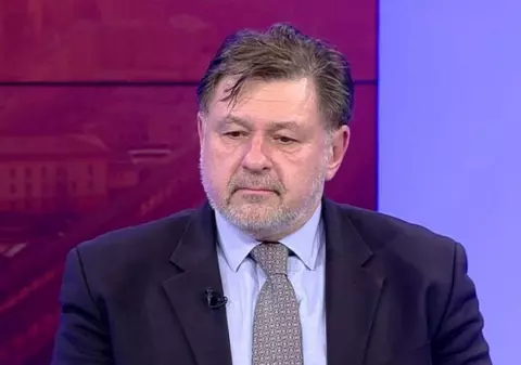 De ce sunt mai multe cazuri de coronavirus la bărbaţi decât la femei? Alexandru Rafila a dat răspunsul