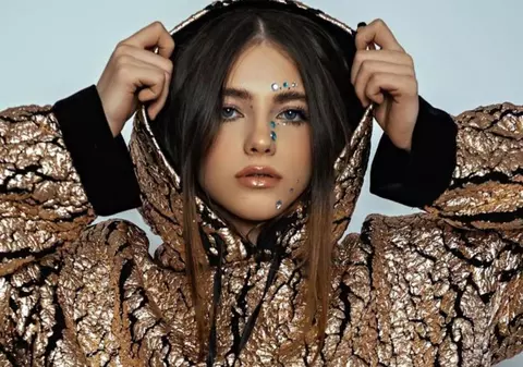 Roxen a filmat primul videoclip în casă! Izolarea i-a oferit inspirație pentru a crea