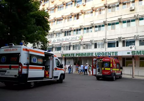 Managerul SJU Focşani, internat cu COVID-19, reclamă că este ţinut intenţionat în spital pentru a putea fi schimbat din funcţie