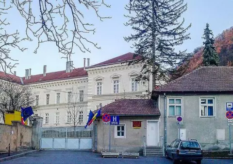O asistentă de la Spitalul Militar Brașov a murit din cauza COVID-19