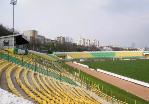 Un hotel din Vaslui, gata să fie rechiziționat pentru cazarea carantinaților din Italia. Au fost strânși pe Stadionul Municipal