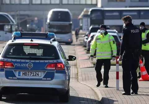 Doi români au scăpat de închisoare în Germania, din cauza pandemiei de coronavirus