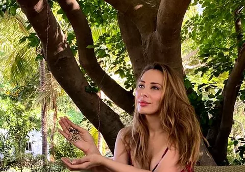 Iulia Vântur: „Când am ajuns în India, voiam să cunosc cât mai mult culturi și religii diferite, dar l-am regăsit pe Dumnezeu”