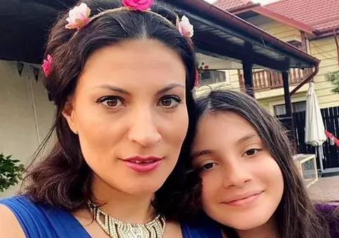 Ioana Ginghină a divorțat în urmă cu un an, iar de două luni se află în izolare cu noul iubit. Cum merge relația lor. “Am mai ars niște frici inutile”