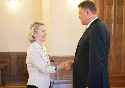 Klaus Iohannis a vorbit la telefon cu preşedintele Comisiei Europene despre Planul de relansare economică a UE