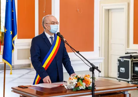 Emil Boc şi-a depus candidatura pentru un nou mandat la Primăria Cluj-Napoca