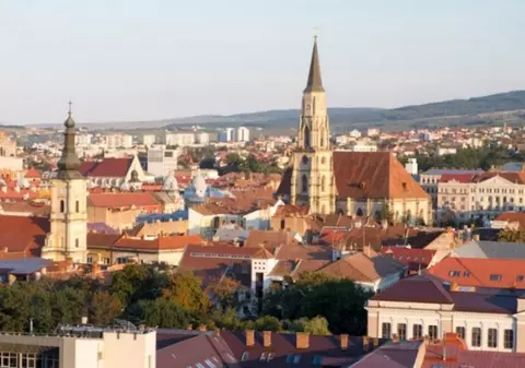 Restaurant din Cluj, deschis în timpul pandemiei. Polițiștii s-au dat drept clienți pentru a-i prinde pe angajați