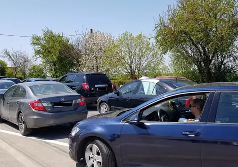 Românii pot tranzita Bulgaria doar cu declarație pe proprie răspundere. Procedura a fost simplificată pentru evitarea aglomerației din vămi