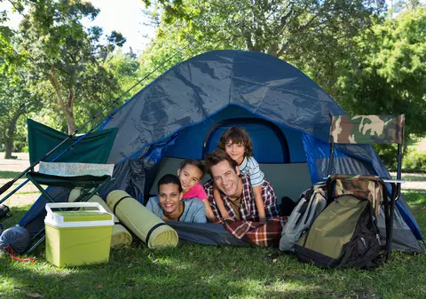 Cum alegi cortul potrivit pentru camping. De ce trebuie să ții cont înainte de a-l cumpăra