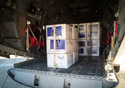 Transportul de măști de protecție din România în Spania a ajuns cu bine la Madrid