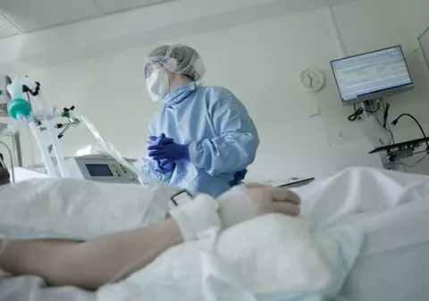 Doi pacienți de 85 de ani, respectiv 70 de ani, cu boli asociate grave, s-au vindecat de coronavirus la Iași