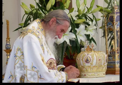 „Testamentul” lui ÎPS Pimen: „După ce voi fi băgat în mormânt, să se audă un bucium”